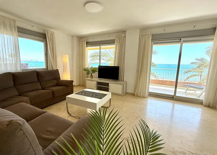 Nautique Beachfront Apartment
