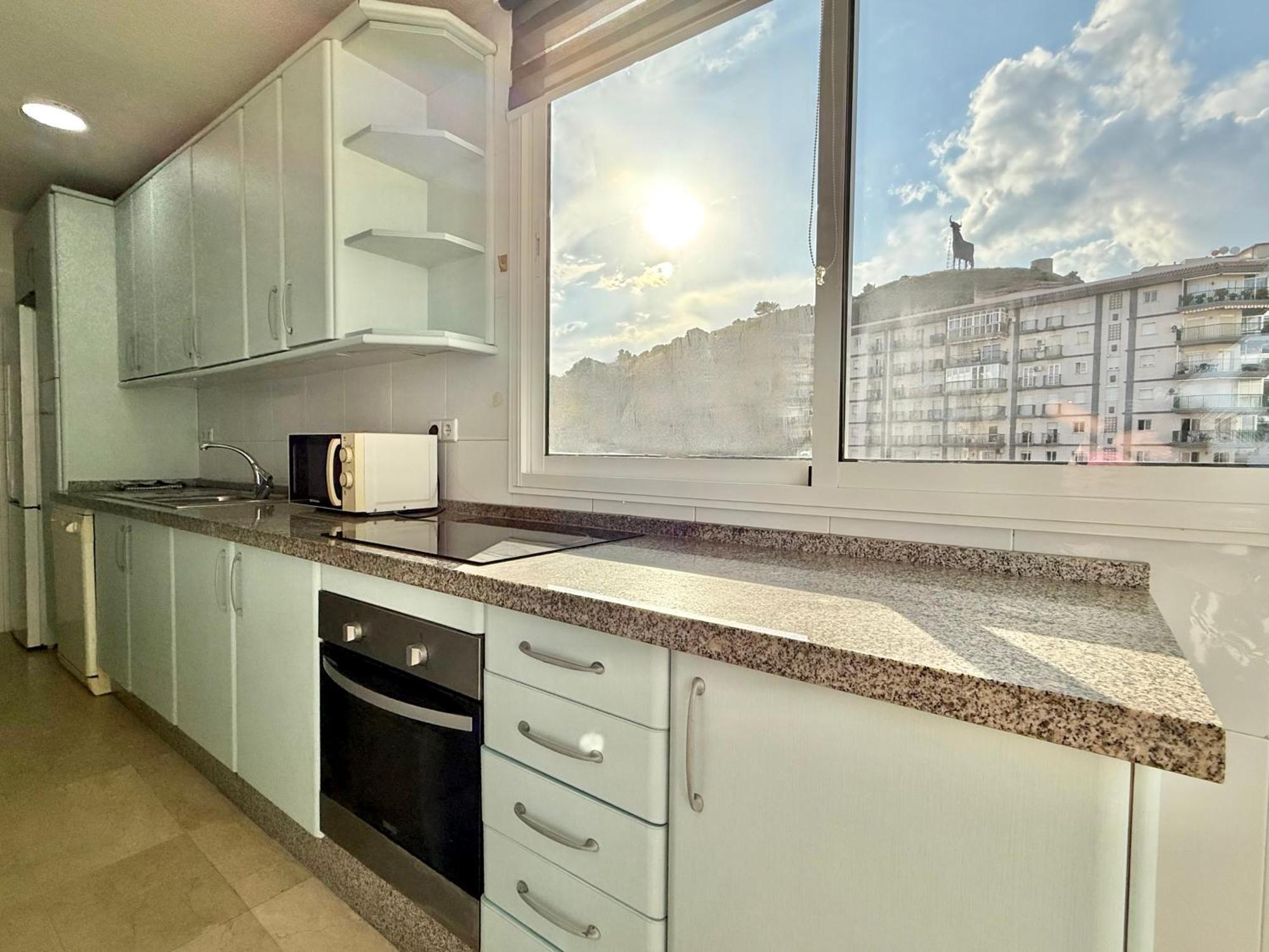 Nautique Beachfront Apartment Fuengirola