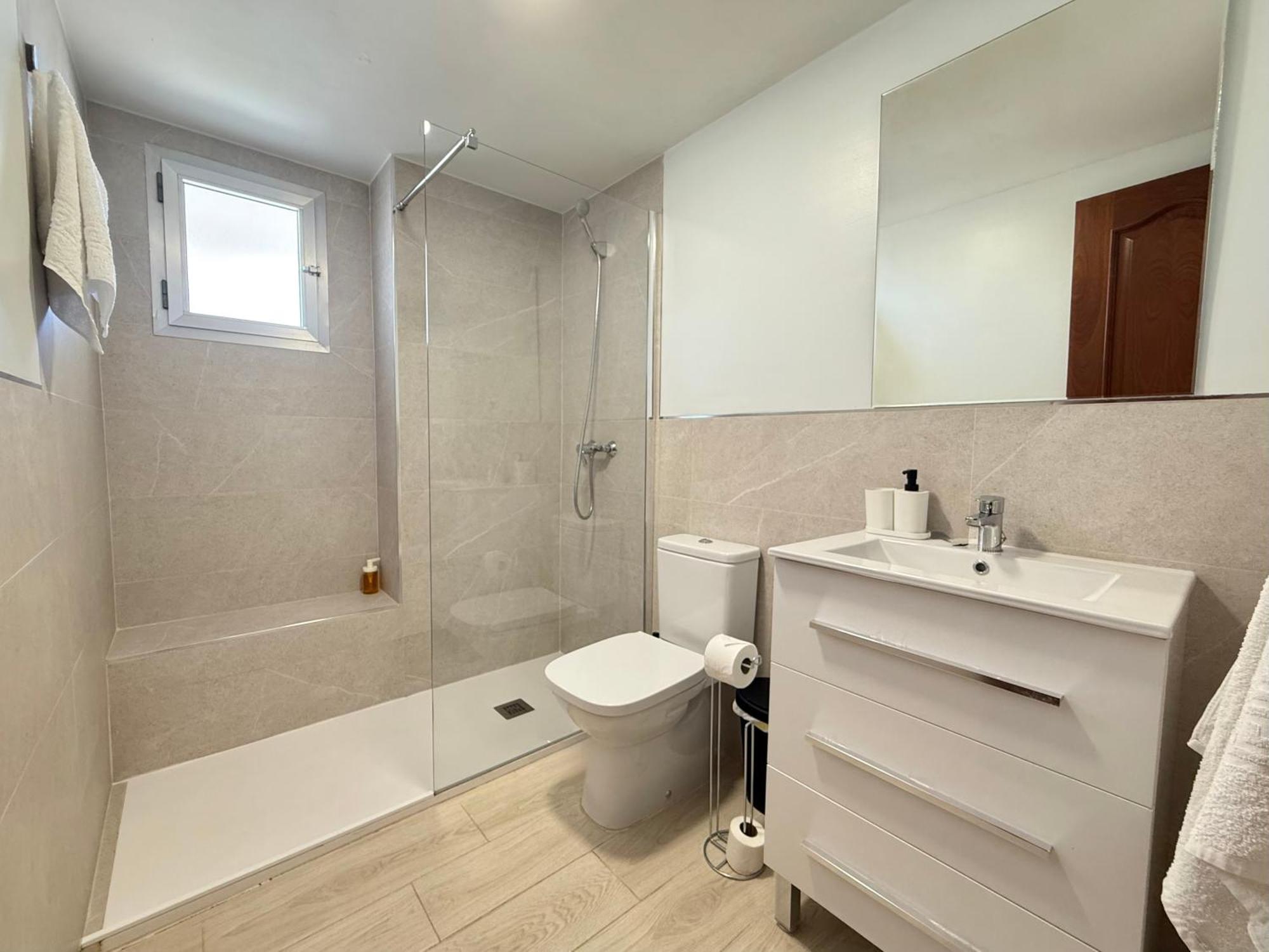 Nautique Beachfront Apartment Fuengirola